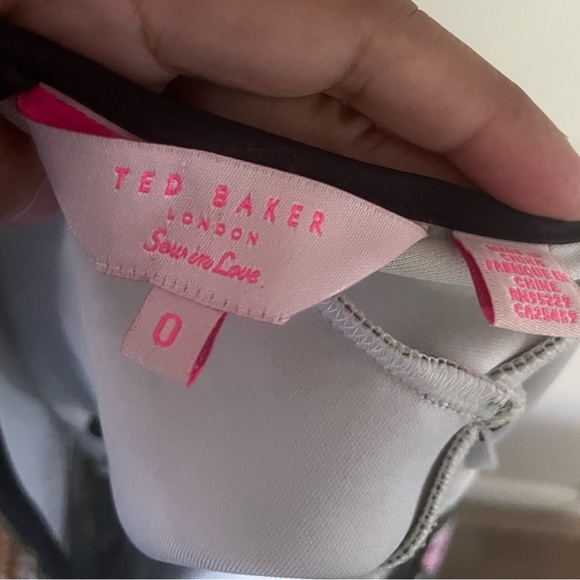 Ted Baker Natural Kingdom Geo Fryio scuba shift dress green& pink floral size 0 - Picture 4 of 4